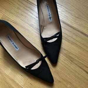 Vintage Manolo Blahnik Bow Kitten Heels